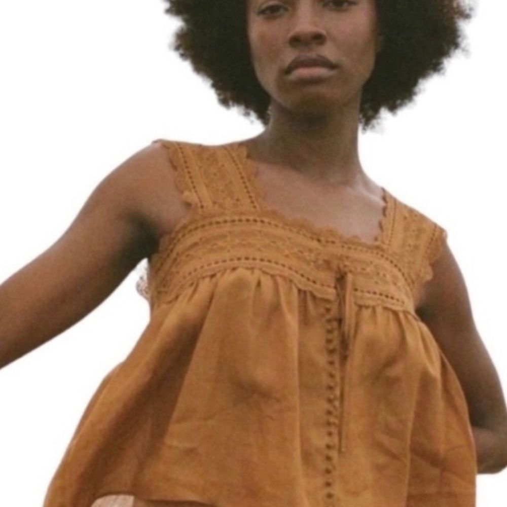 Doen Lace Tank Top - Picture 5 of 5